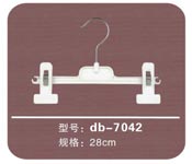 db-7042