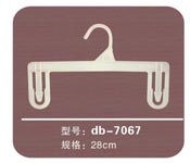 db-7067