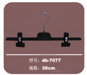 db-7077